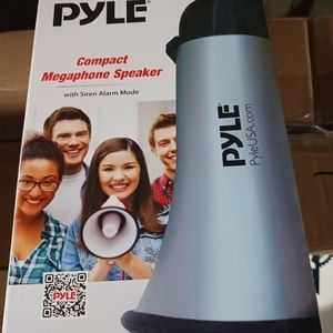 Compact mega phone speakers